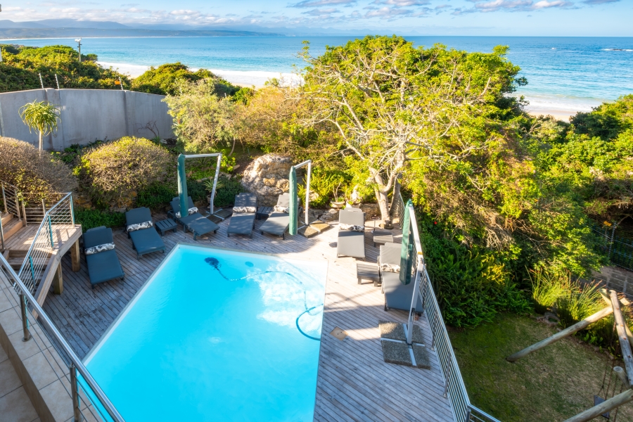 7 Bedroom Property for Sale in Beacon Isle Western Cape
